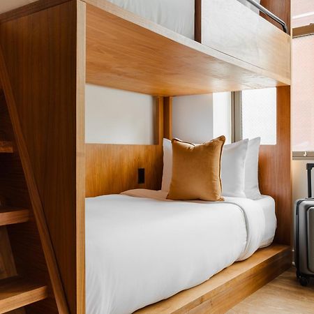 Found Chicago Powered By Sonder Hotel Екстериор снимка