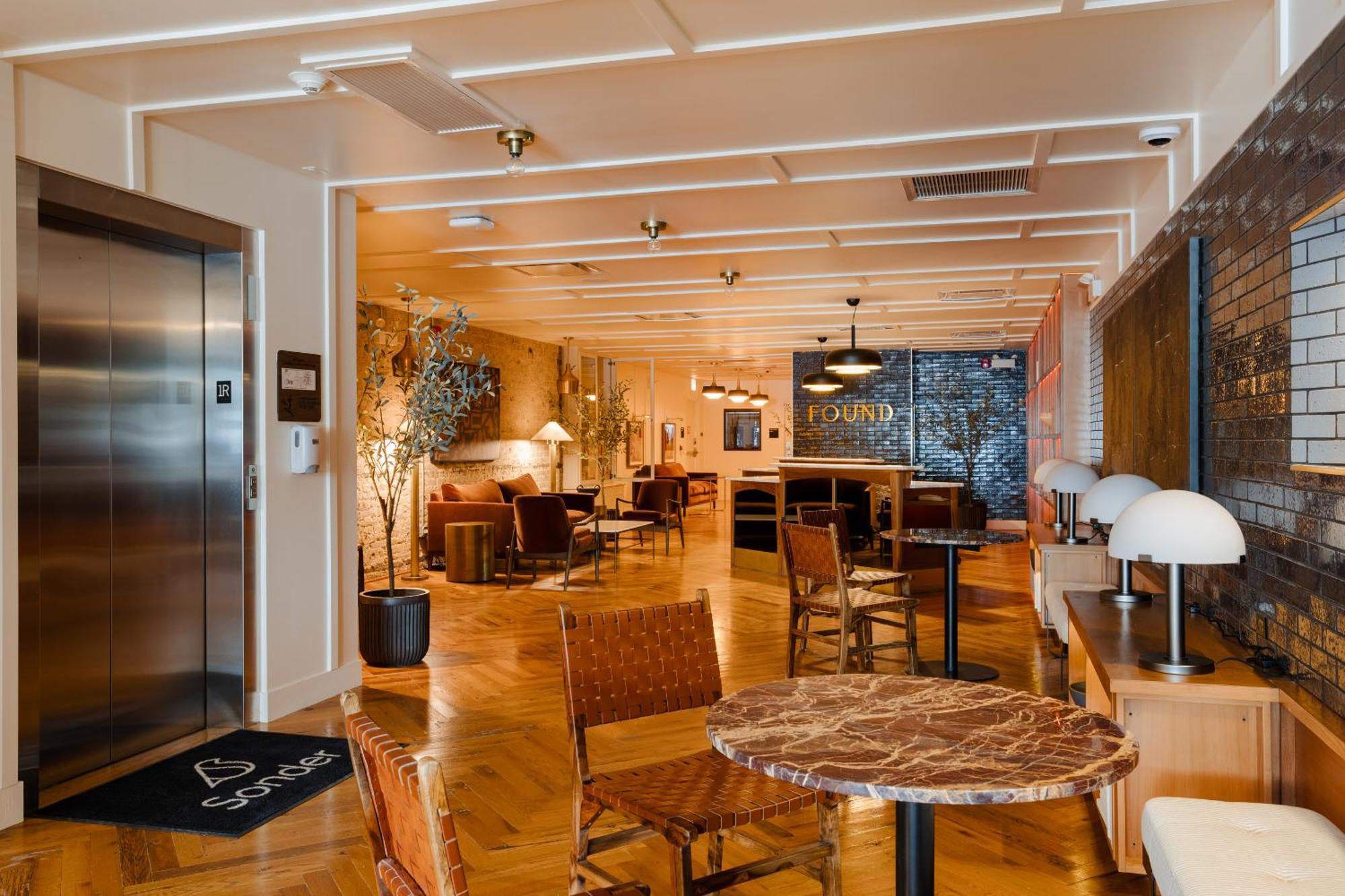 Found Chicago Powered By Sonder Hotel Екстериор снимка